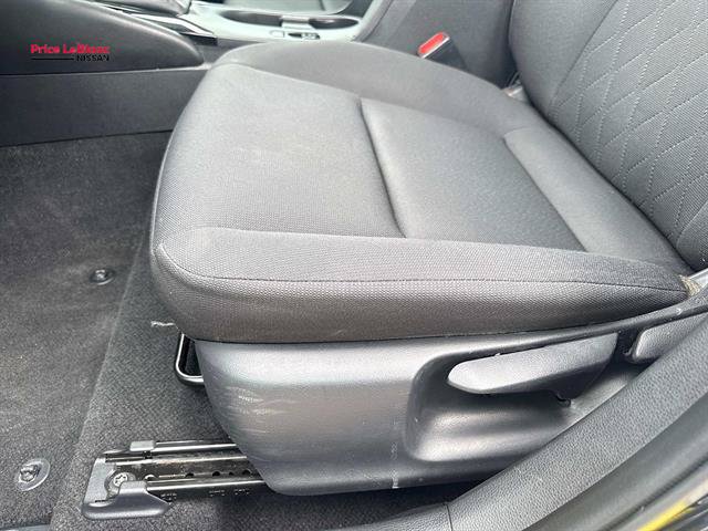 Used 2024 Toyota Corolla LE FWD image 16