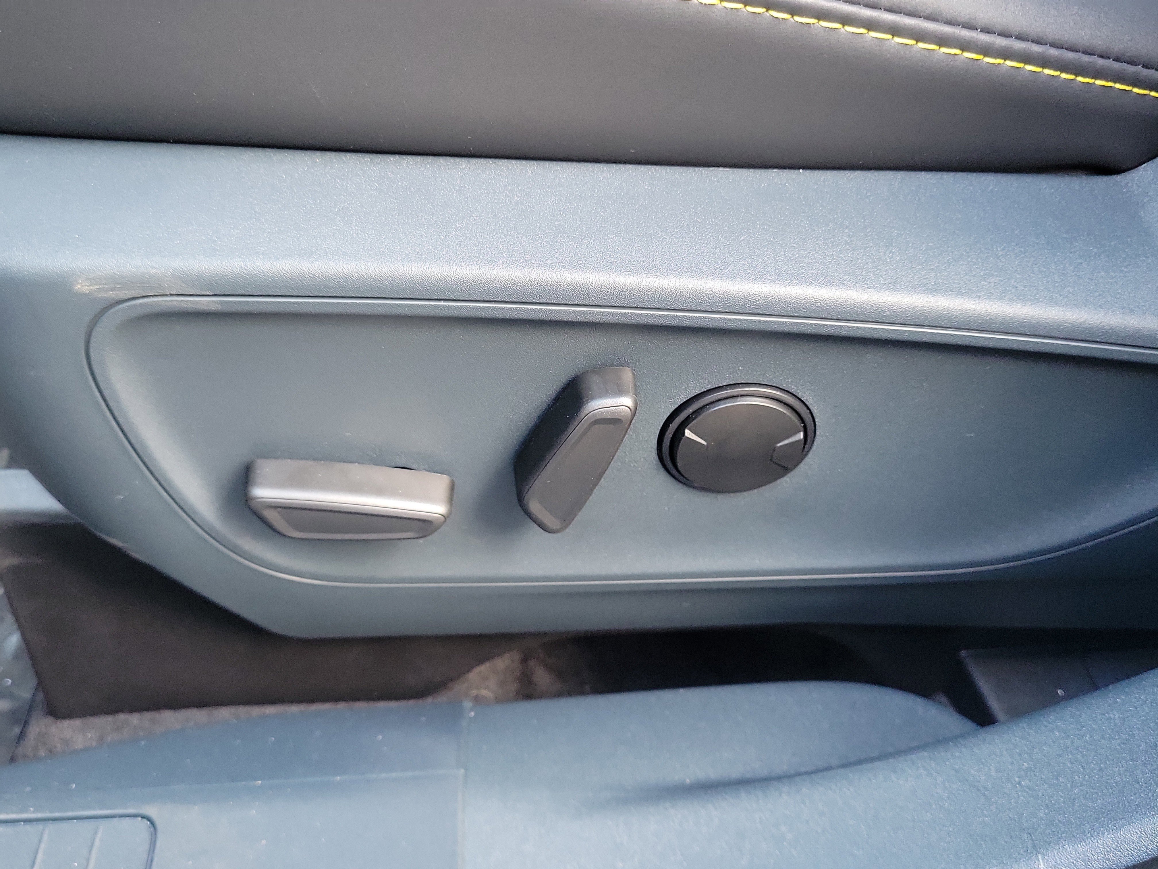 New 2026 Ford Maverick Lobo image 12