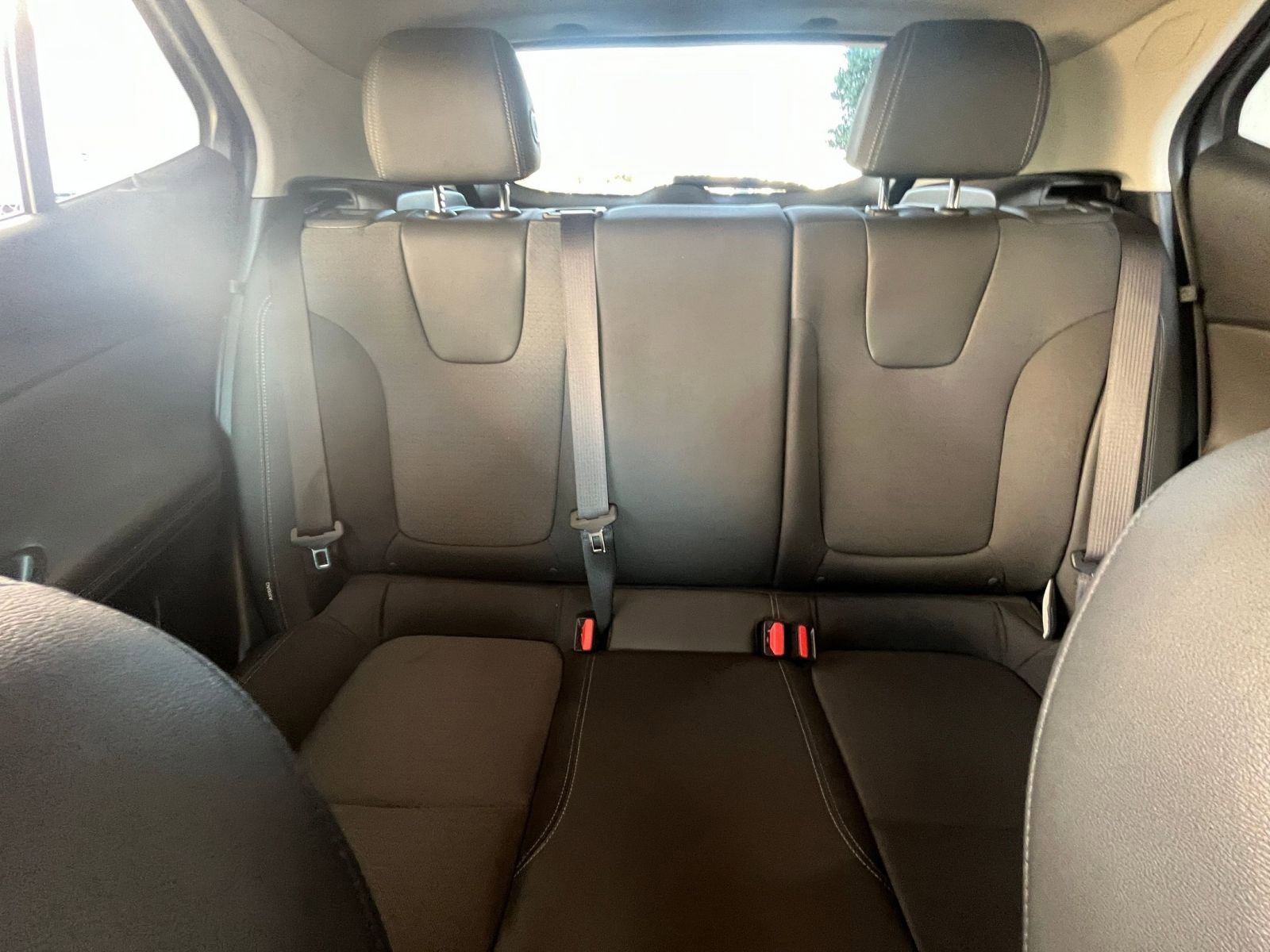 Used 2025 Buick Encore GX Preferred image 38