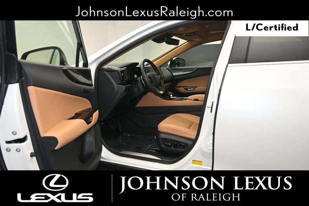 Used 2025 Lexus NX 250 FWD w/ Towing Package (2000 Lbs) image 10