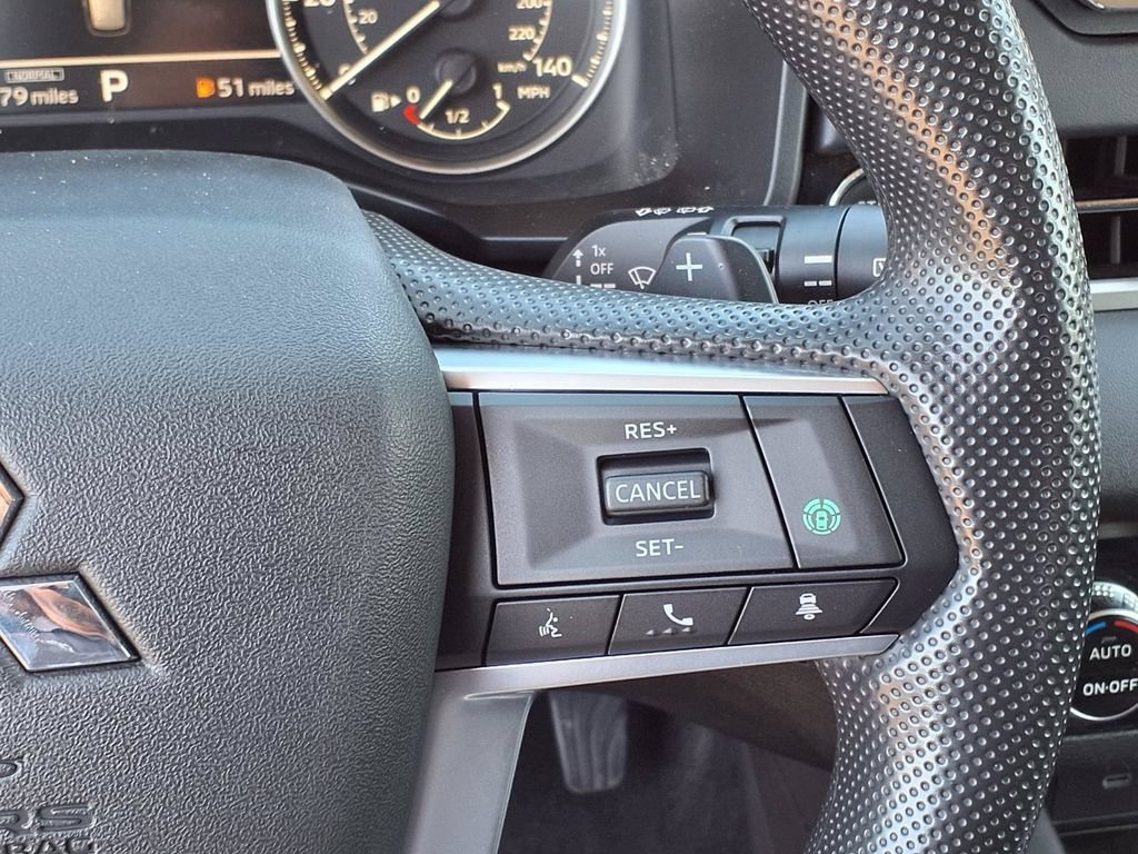 Used 2024 Mitsubishi Outlander ES FWD image 28