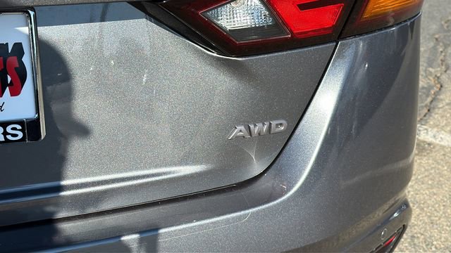 New 2025 Nissan Altima 2.5 SR image 12