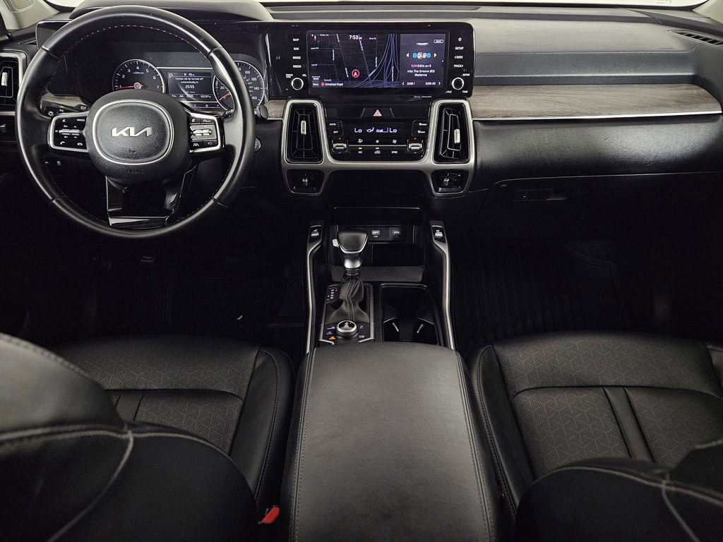 Used 2022 Kia Sorento S w/ Panoramic Sunroof Package AWD/4WD image 7