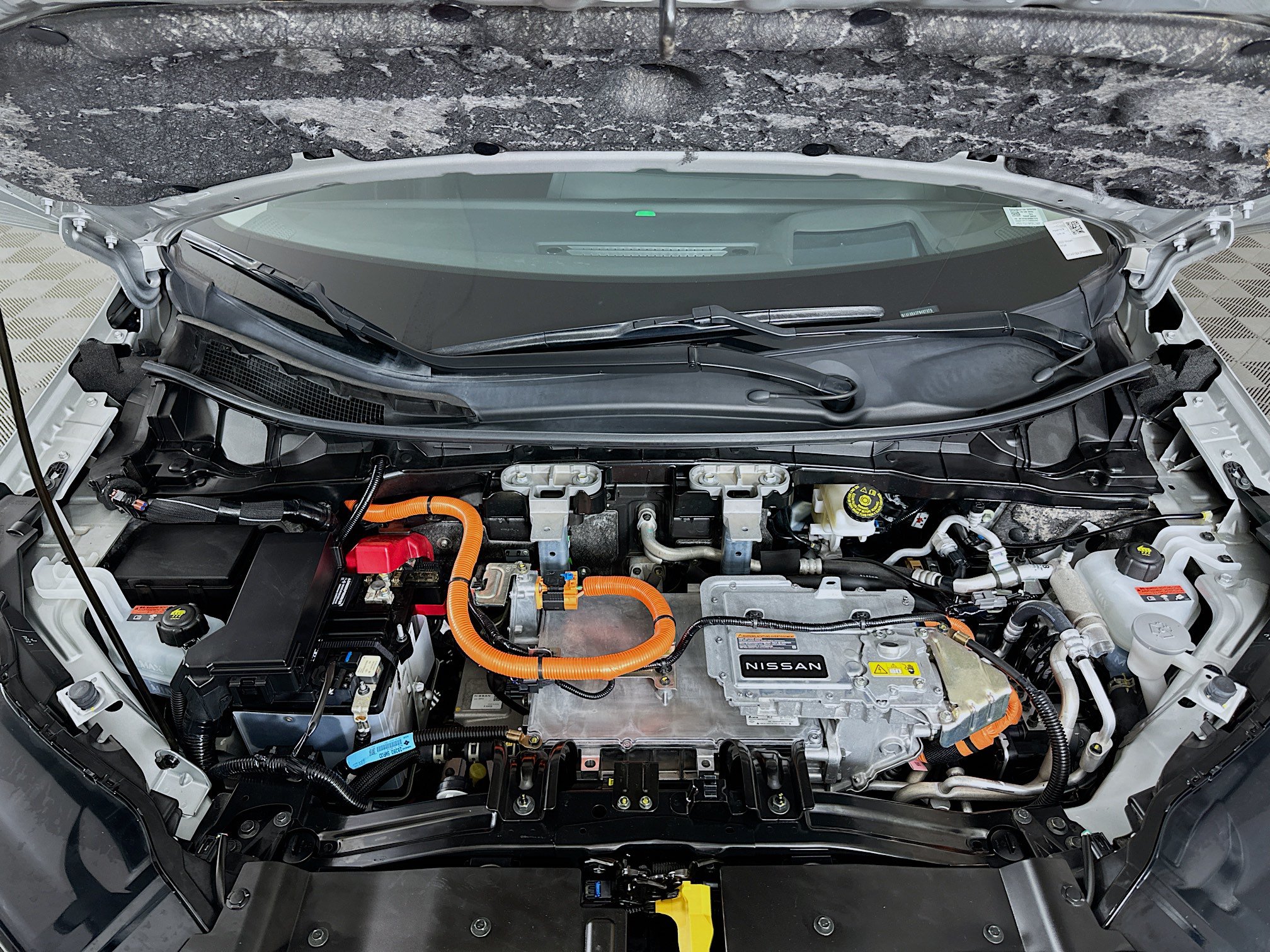 Used 2023 Nissan Ariya FWD image 33