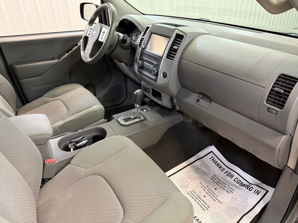 Used 2021 Nissan Frontier SV w/ SV Utility Package image 21