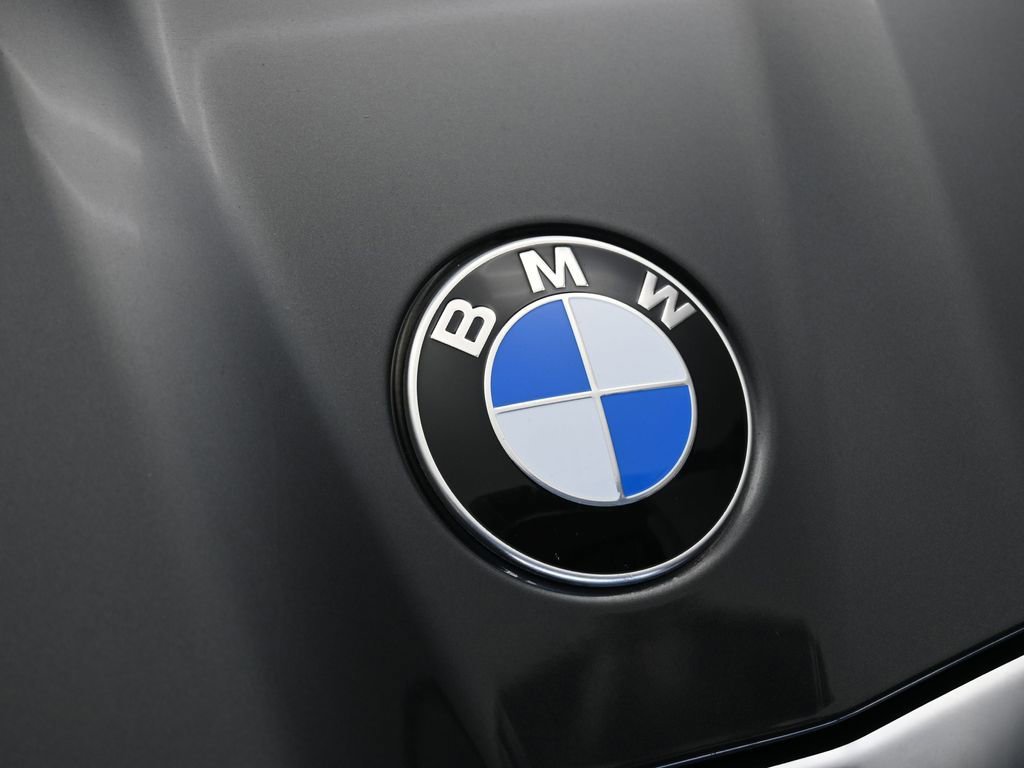 Used 2024 BMW 530i xDrive image 62