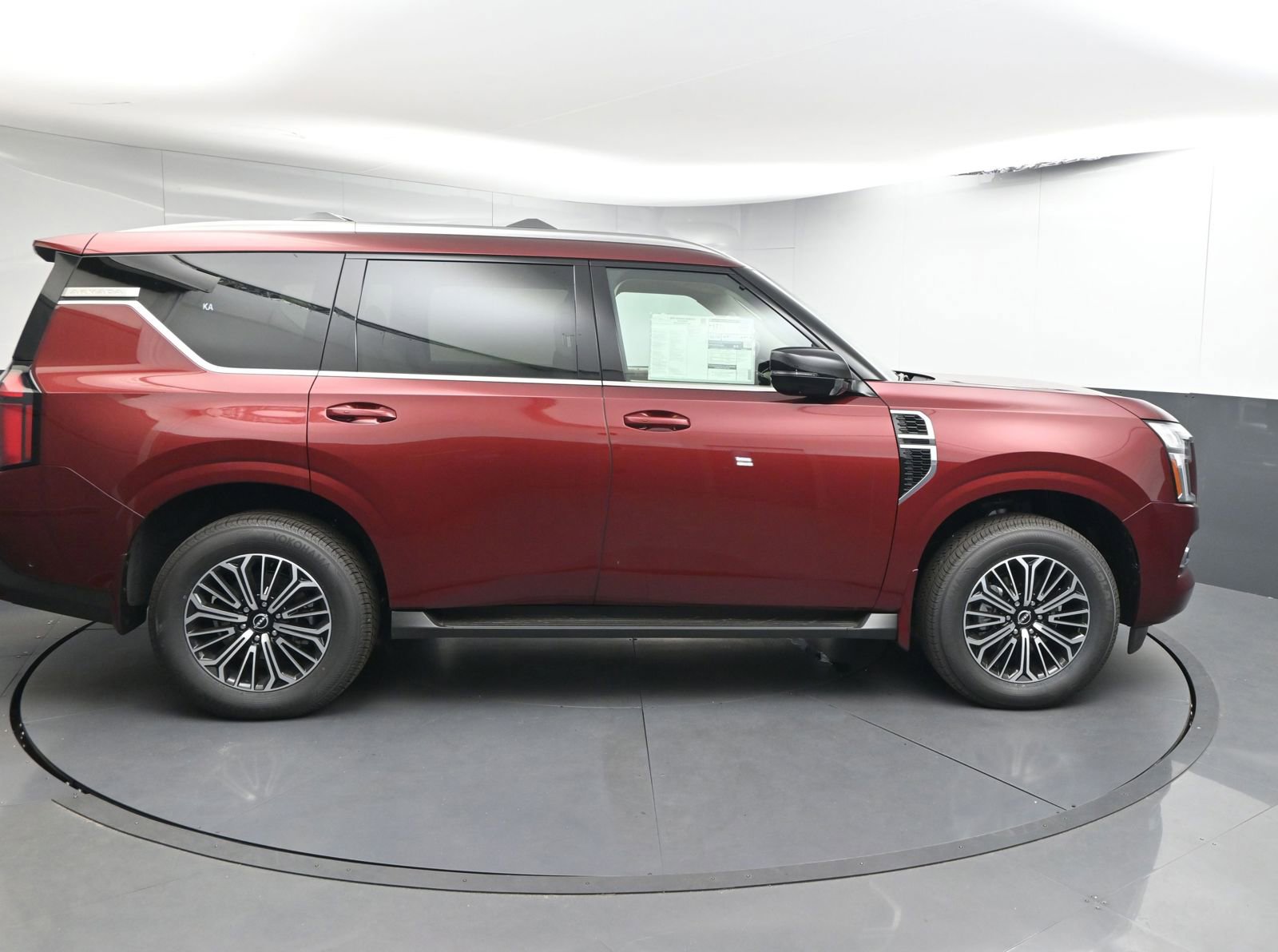 New 2025 Nissan Armada Platinum AWD/4WD image 8