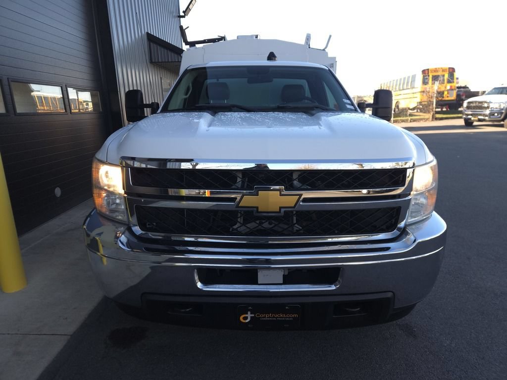 Used 2012 Chevrolet Silverado 3500 W/T RWD image 9