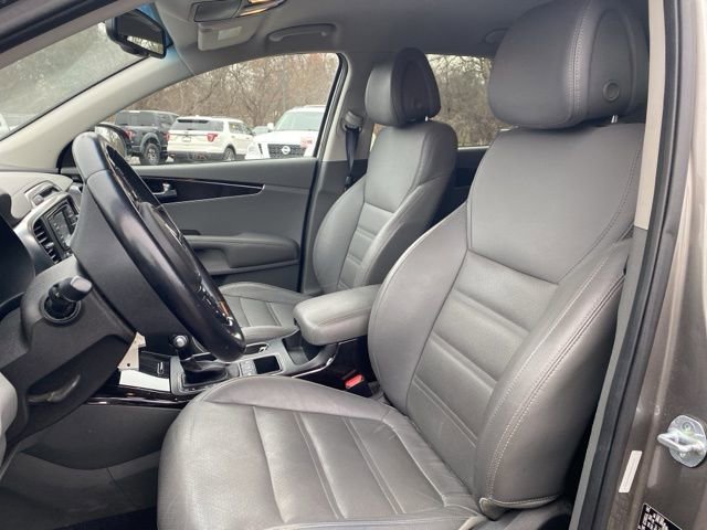 Used 2016 Kia Sorento EX image 5