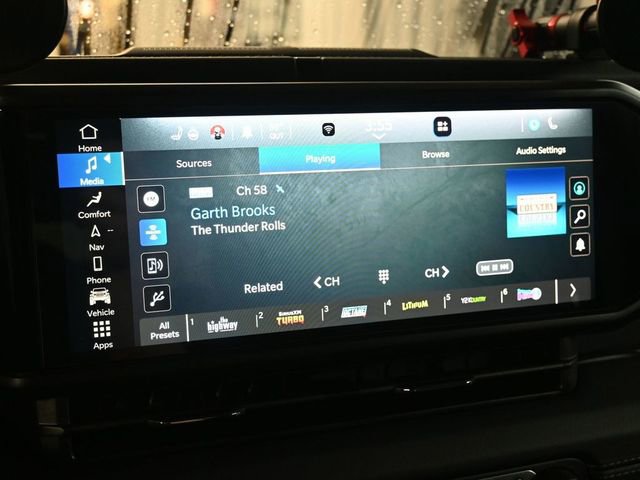 Used 2025 Jeep Wrangler Unlimited Rubicon image 10