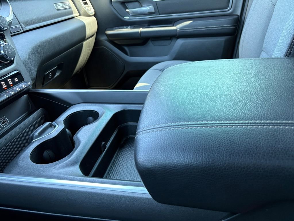 Used 2025 RAM 1500 Big Horn AWD/4WD image 2