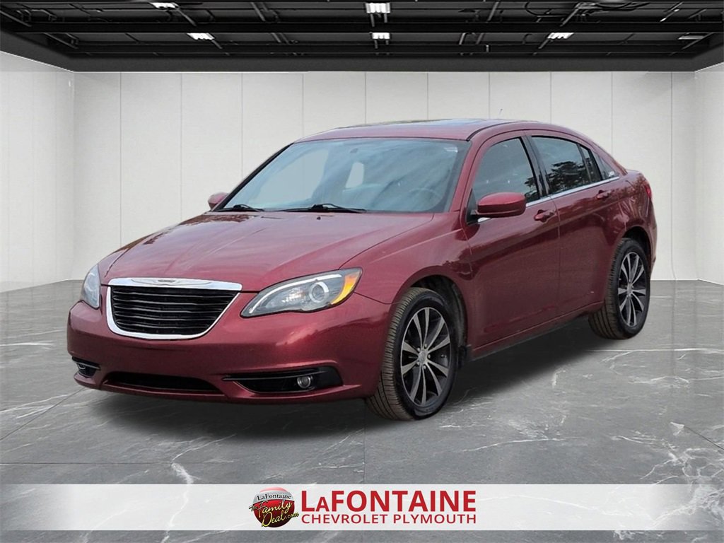 Used 2014 Chrysler 200 Limited w/ Sun/Sound Group image 4