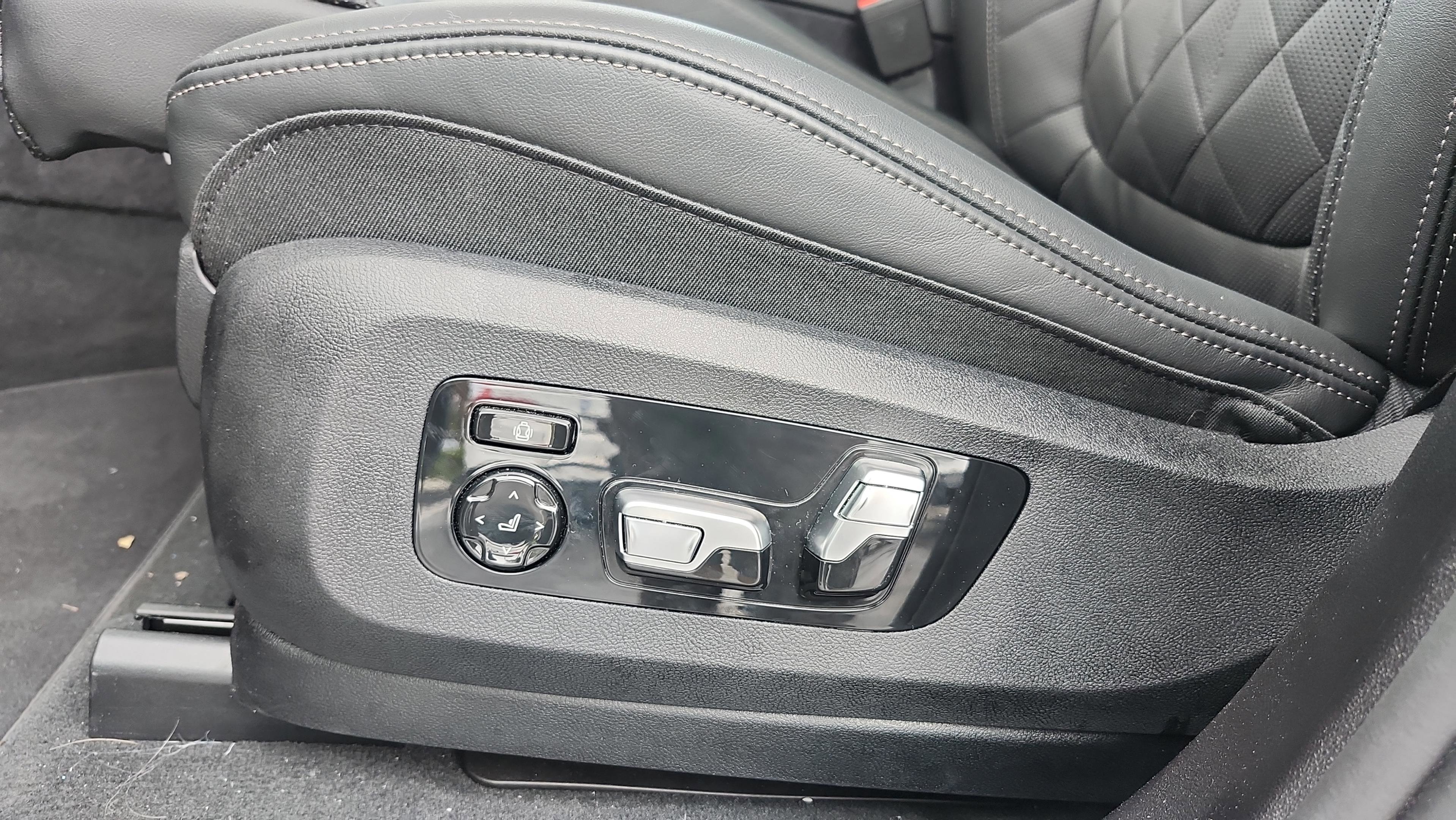 Certified 2026 BMW X7 xDrive40i image 35