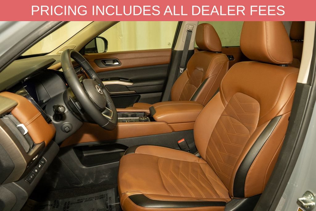 Used 2023 Nissan Pathfinder Platinum w/ Lighting Package (N93) AWD/4WD image 14