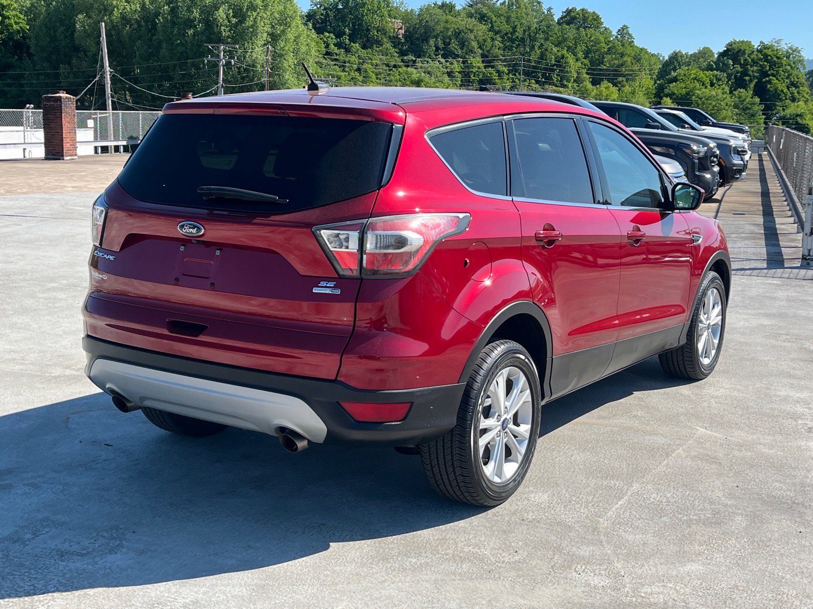 Certified 2017 Ford Escape SE w/ SE Cold Weather Package AWD/4WD image 3