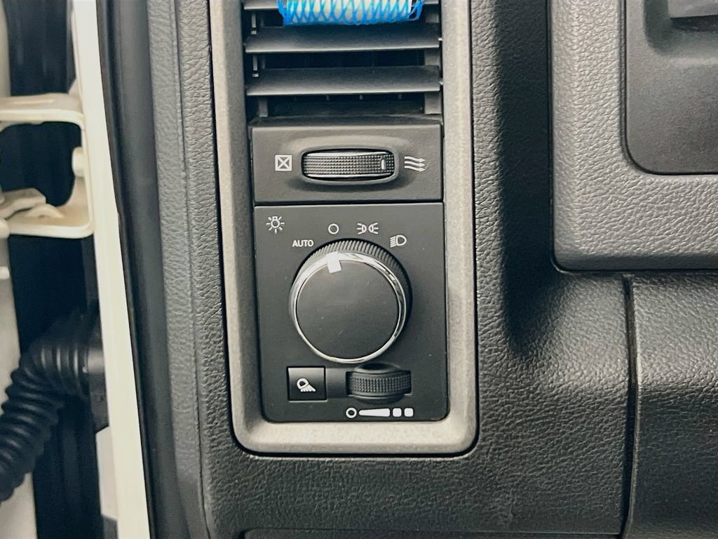 Used 2019 RAM 1500 Tradesman AWD/4WD image 11