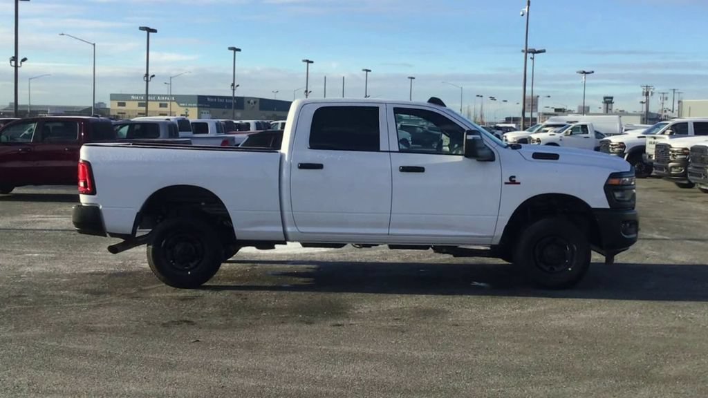 New 2026 RAM 2500 Tradesman AWD/4WD image 9