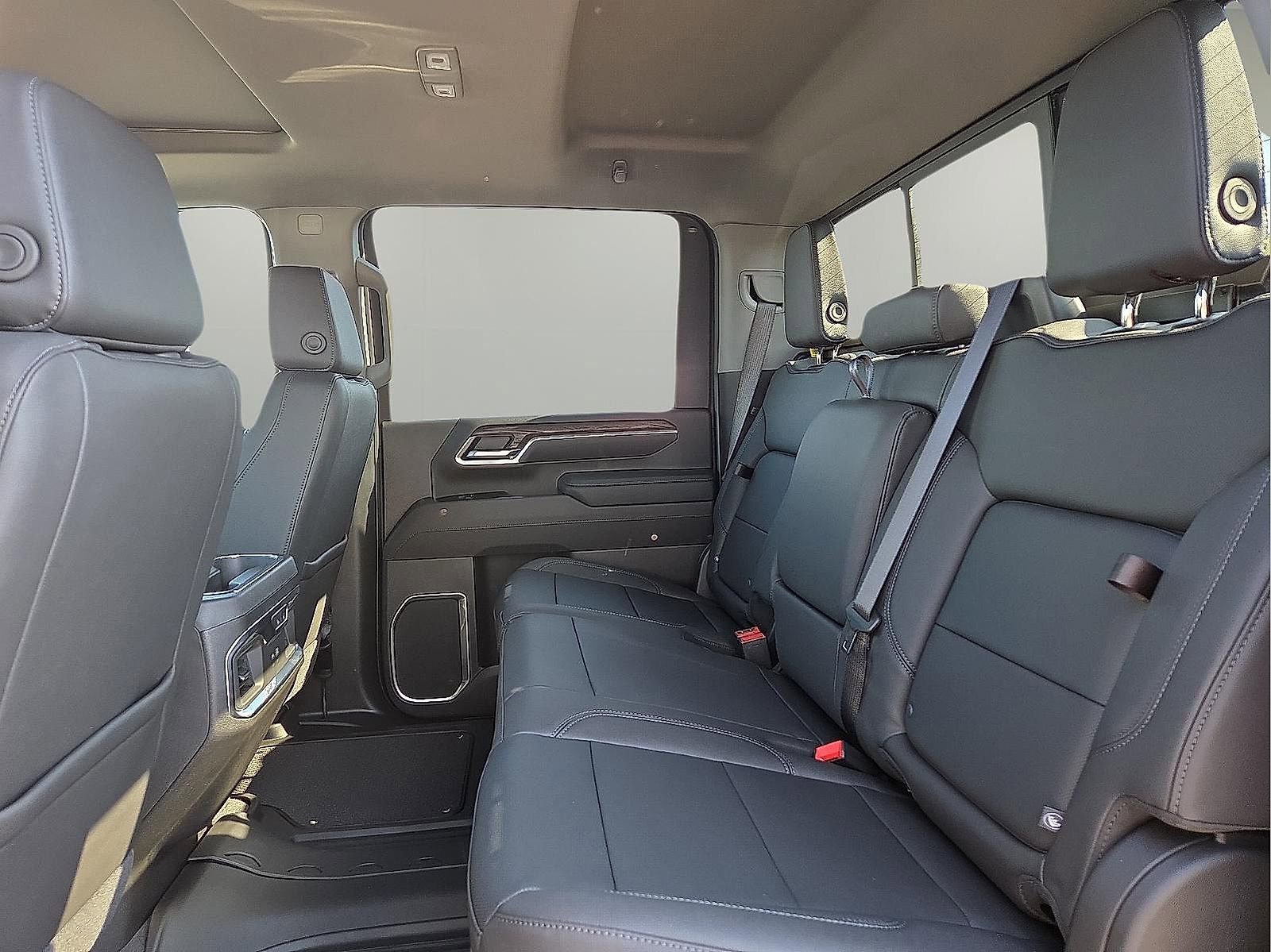 New 2025 GMC Sierra 2500 SLT w/ SLT Convenience Package AWD/4WD image 10