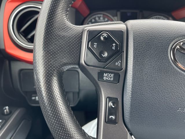 Used 2020 Toyota Tacoma TRD Off-Road AWD/4WD image 26