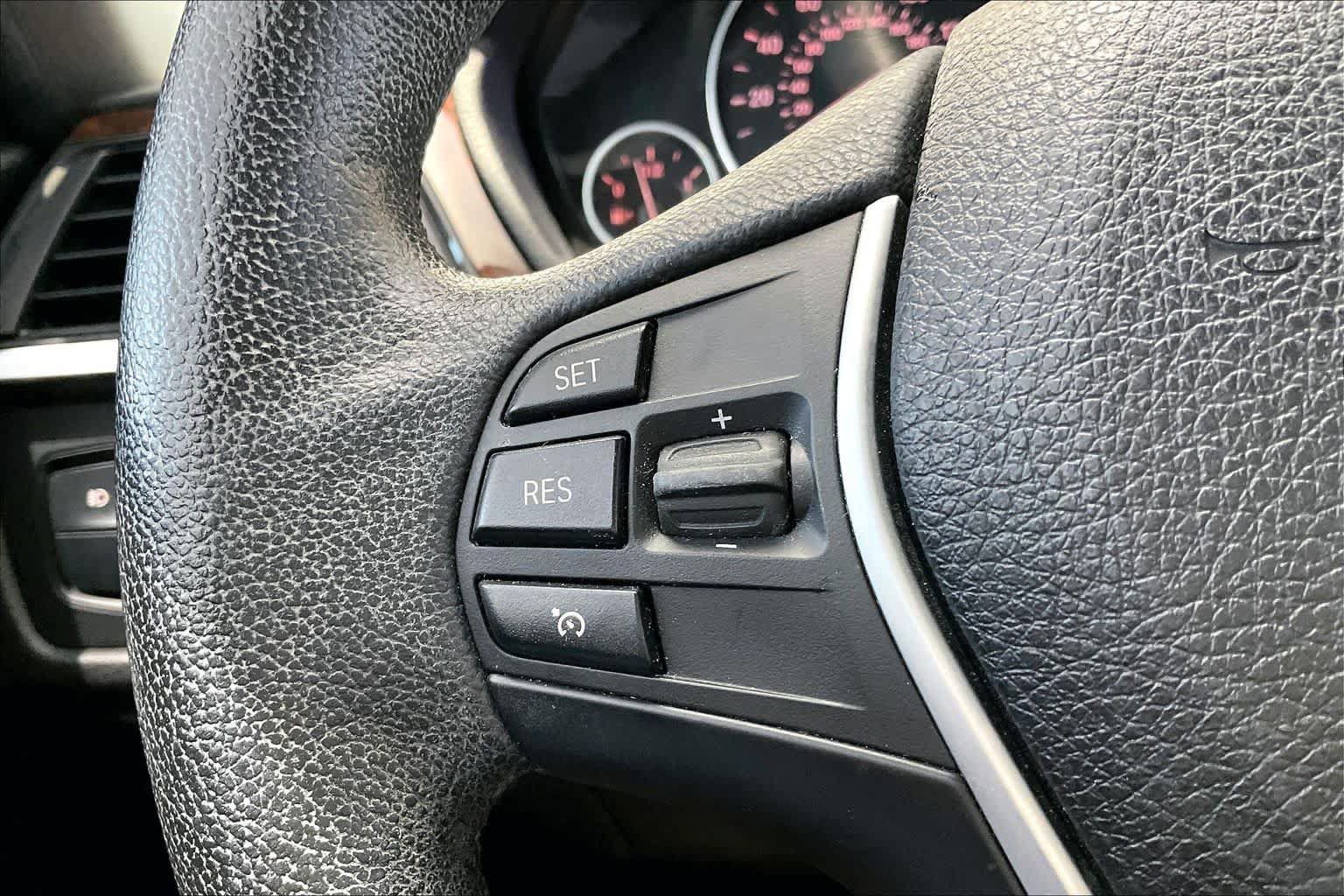 Used 2014 BMW 328i Sedan RWD image 24