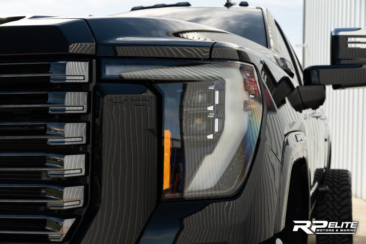 Used 2025 GMC Sierra 2500 Denali Ultimate image 21