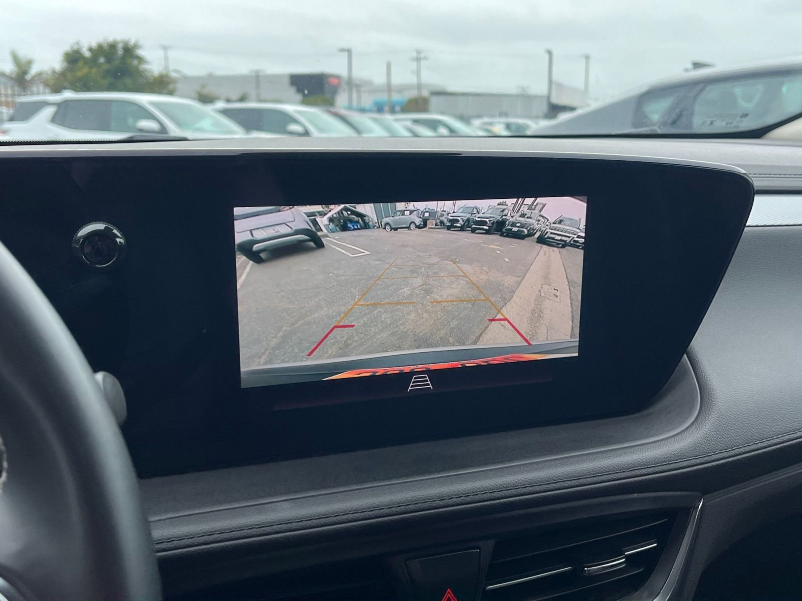 Used 2025 Buick Encore GX Preferred AWD/4WD image 24