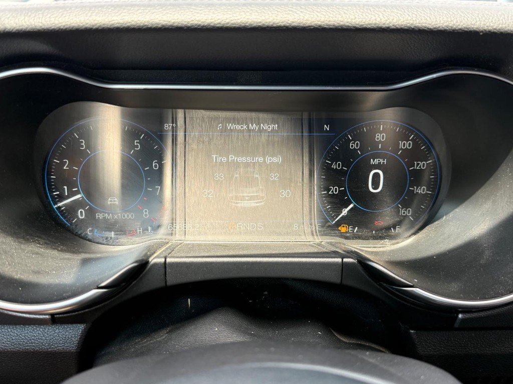 Used 2019 Ford Mustang GT Premium w/ Equipment Group 401A RWD image 20