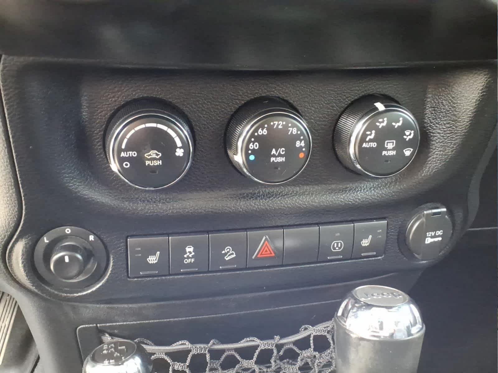 Used 2013 Jeep Wrangler Sahara w/ Connectivity Group AWD/4WD image 16