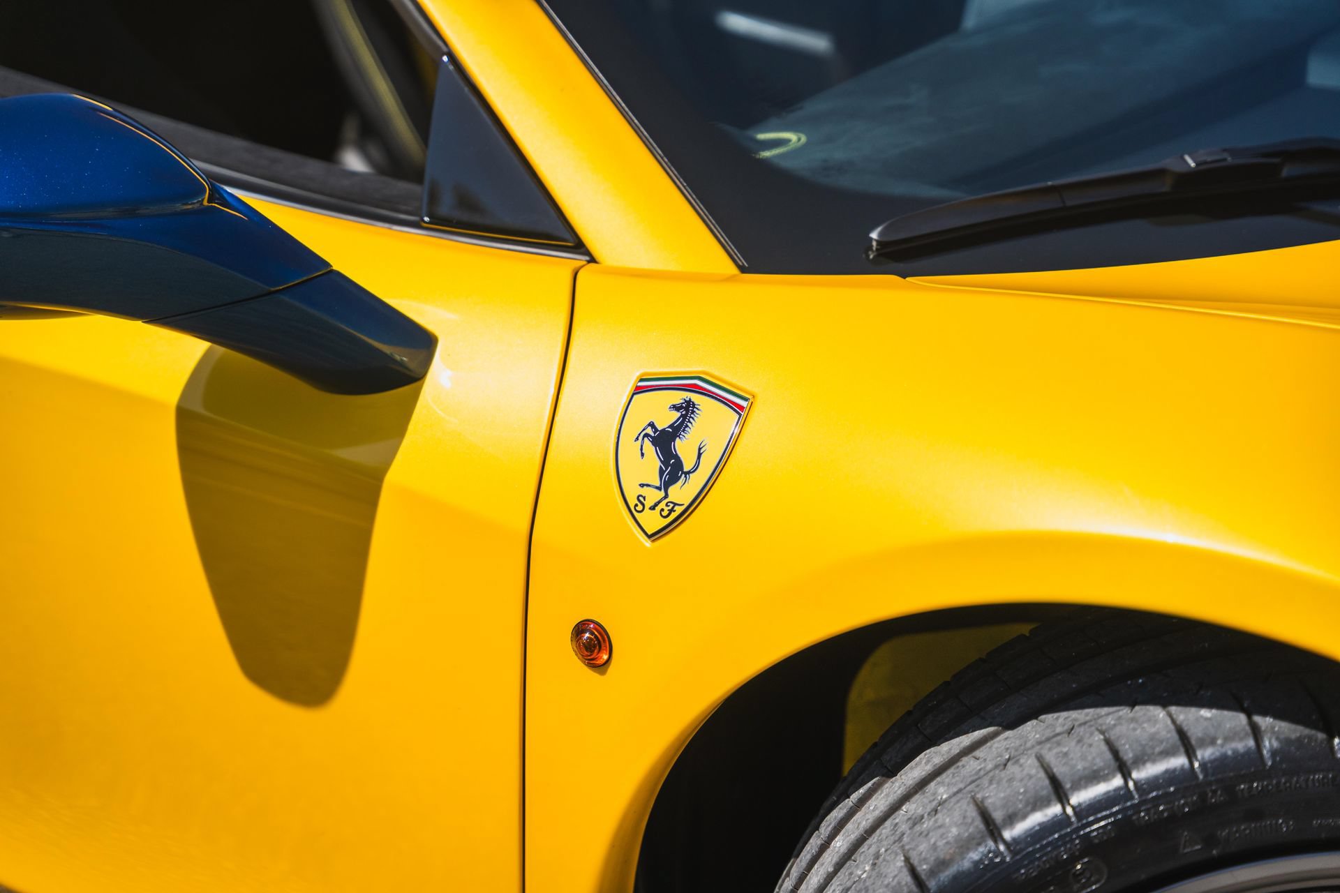 Used 2015 Ferrari 458 Speciale A RWD image 7