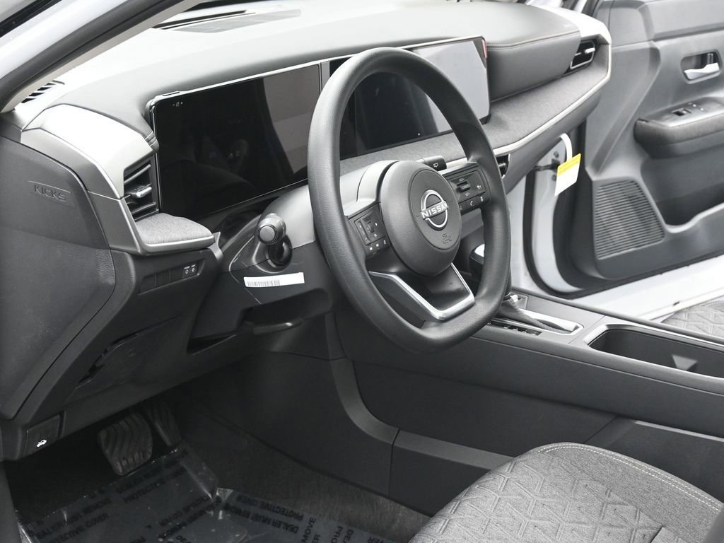 New 2026 Nissan Kicks SV w/ SV Premium Package AWD/4WD image 7
