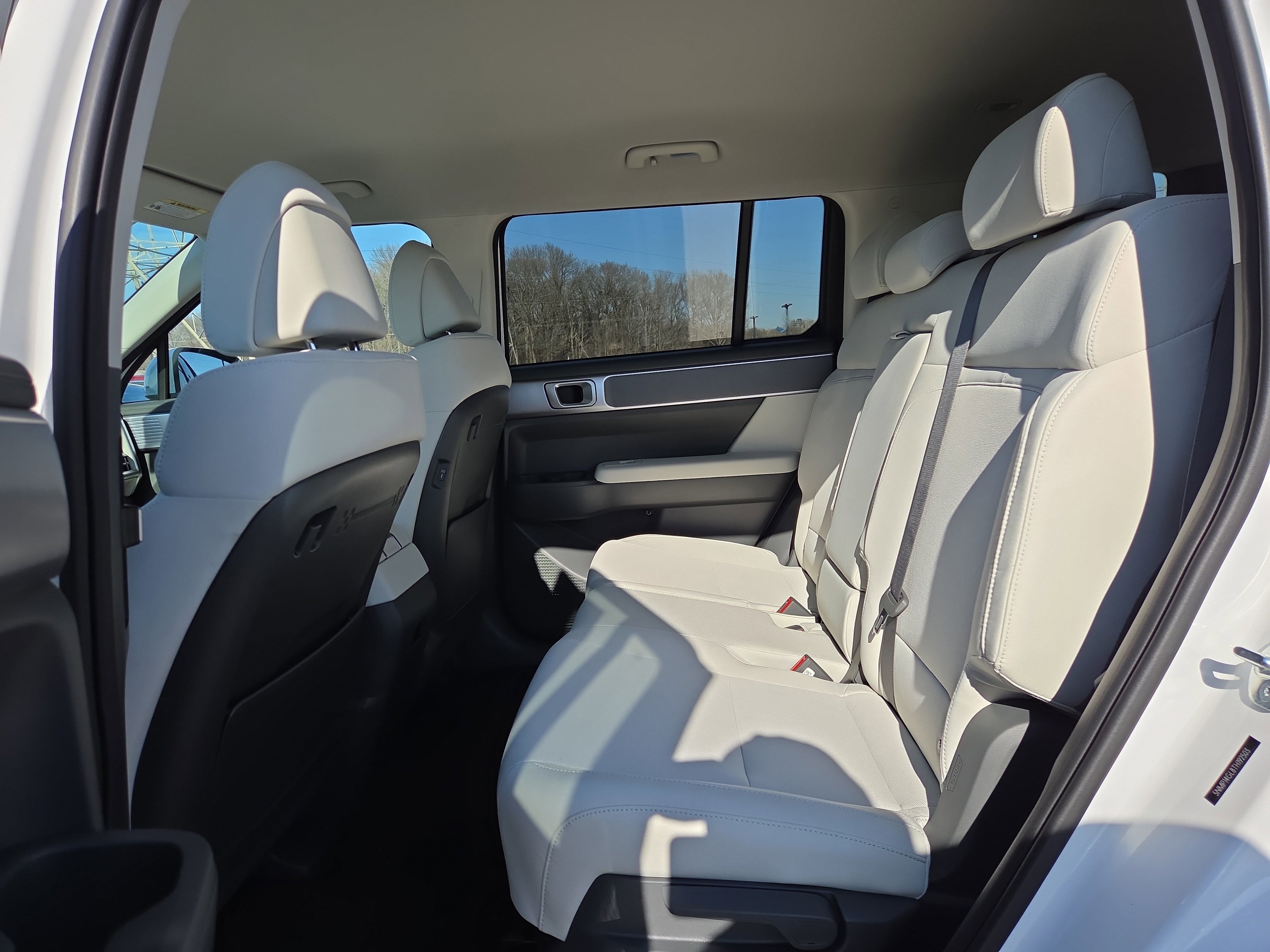 New 2026 Hyundai Santa Fe SE FWD image 6