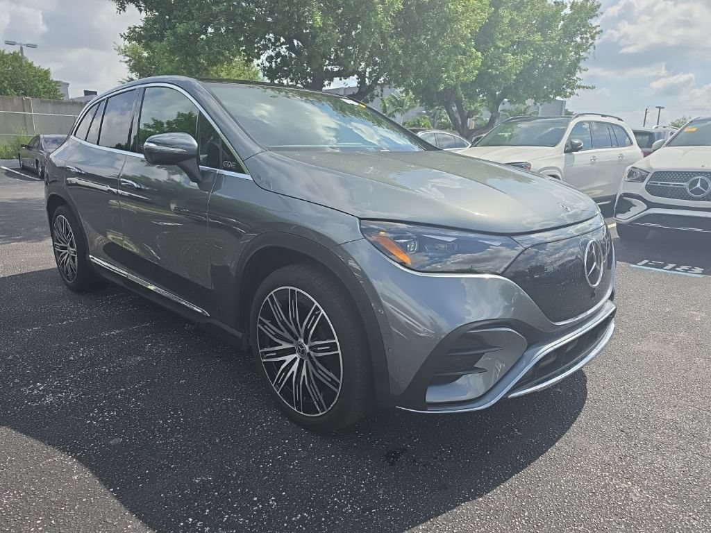 Used 2023 Mercedes-Benz EQE 500 4MATIC SUV image 1