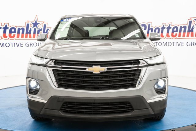 Used 2023 Chevrolet Traverse LS w/ Safety Package image 12