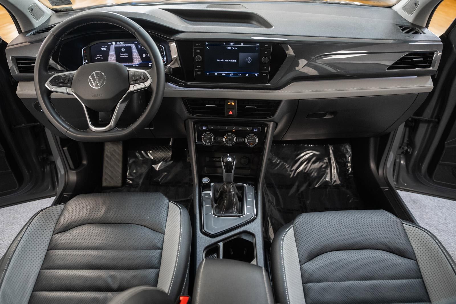 Used 2022 Volkswagen Taos SEL w/ Panoramic Sunroof Package FWD image 23