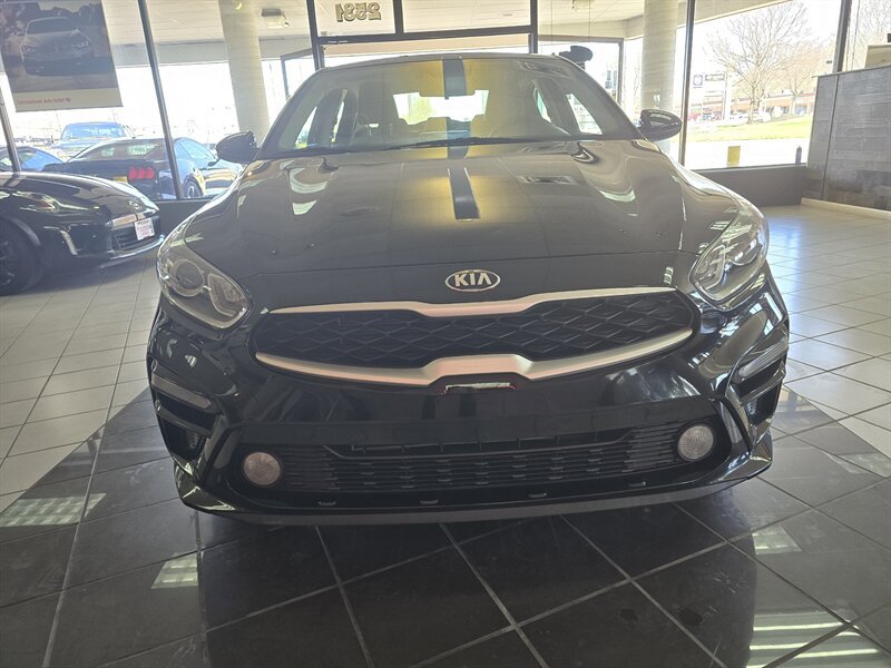 Used 2021 Kia Forte LXS image 2