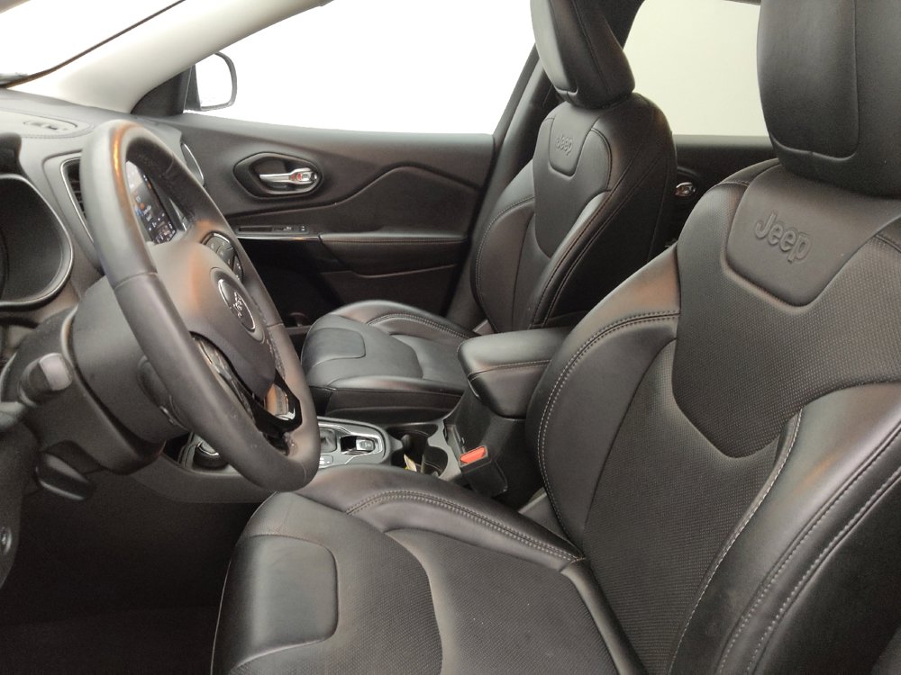 Used 2023 Jeep Cherokee Altitude Lux image 17