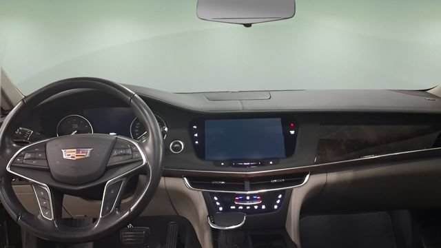 Used 2018 Cadillac CT6 Luxury AWD/4WD image 10