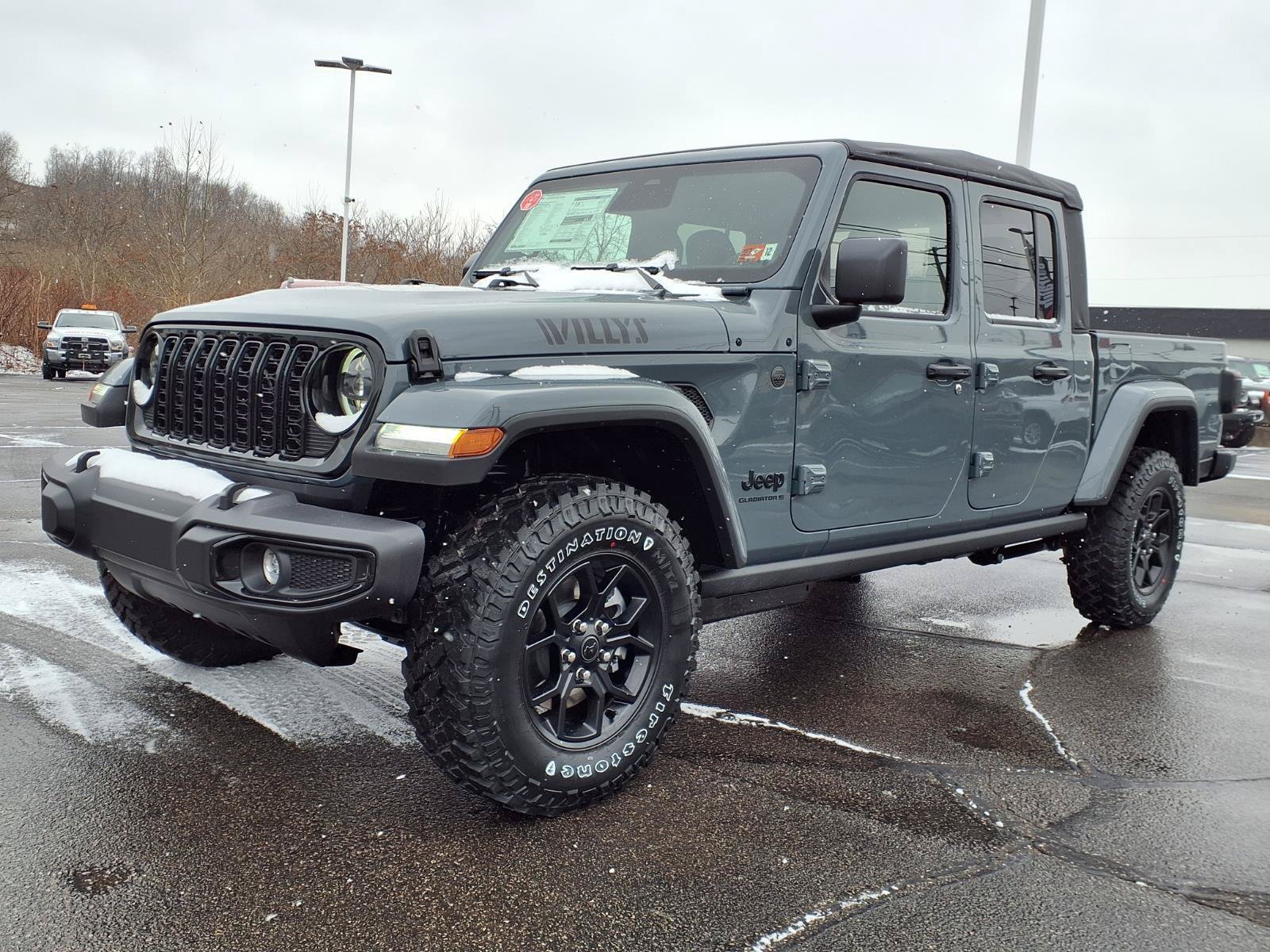 New 2026 Jeep Gladiator Sport AWD/4WD image 2