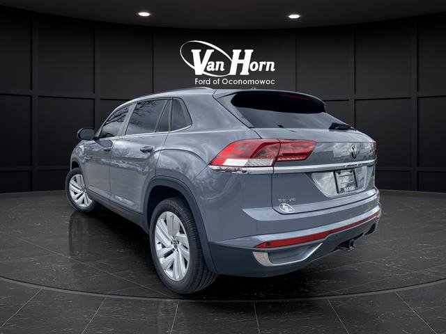 Used 2020 Volkswagen Atlas Cross Sport SE w/ Panoramic Sunroof Package image 3