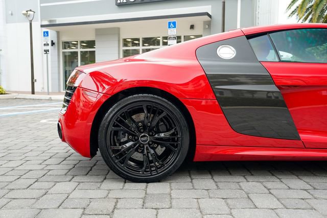 Used 2014 Audi R8 V10 plus AWD/4WD image 31
