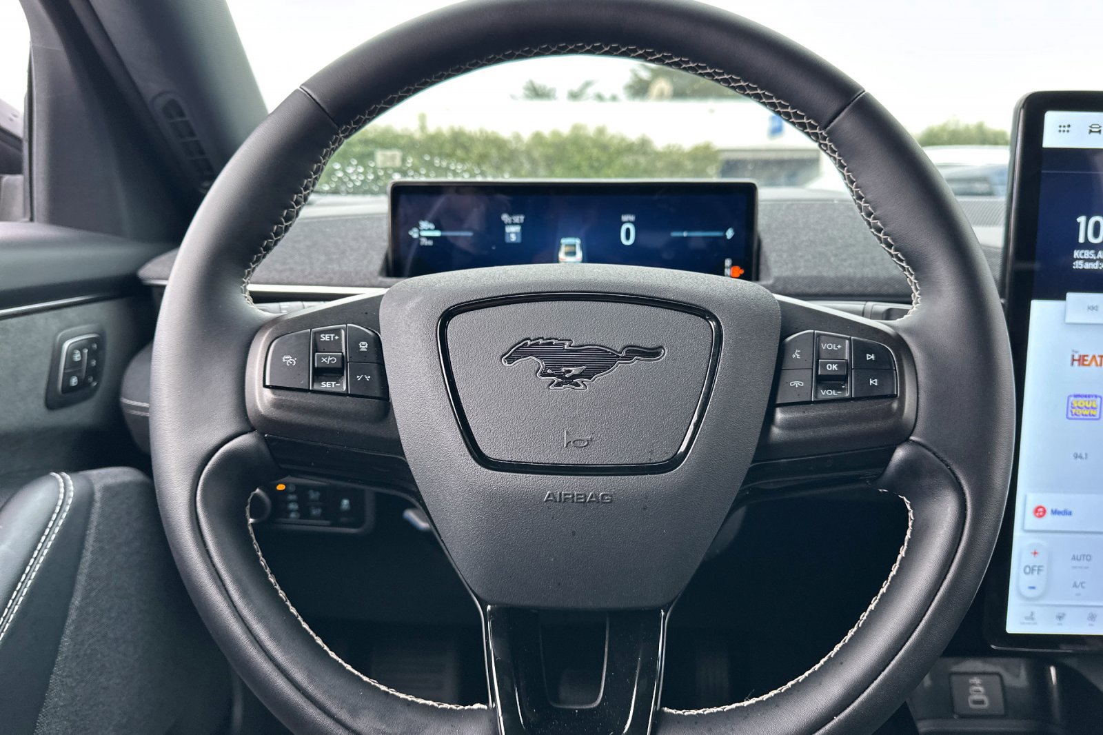 Used 2025 Ford Mustang Mach-E GT image 22