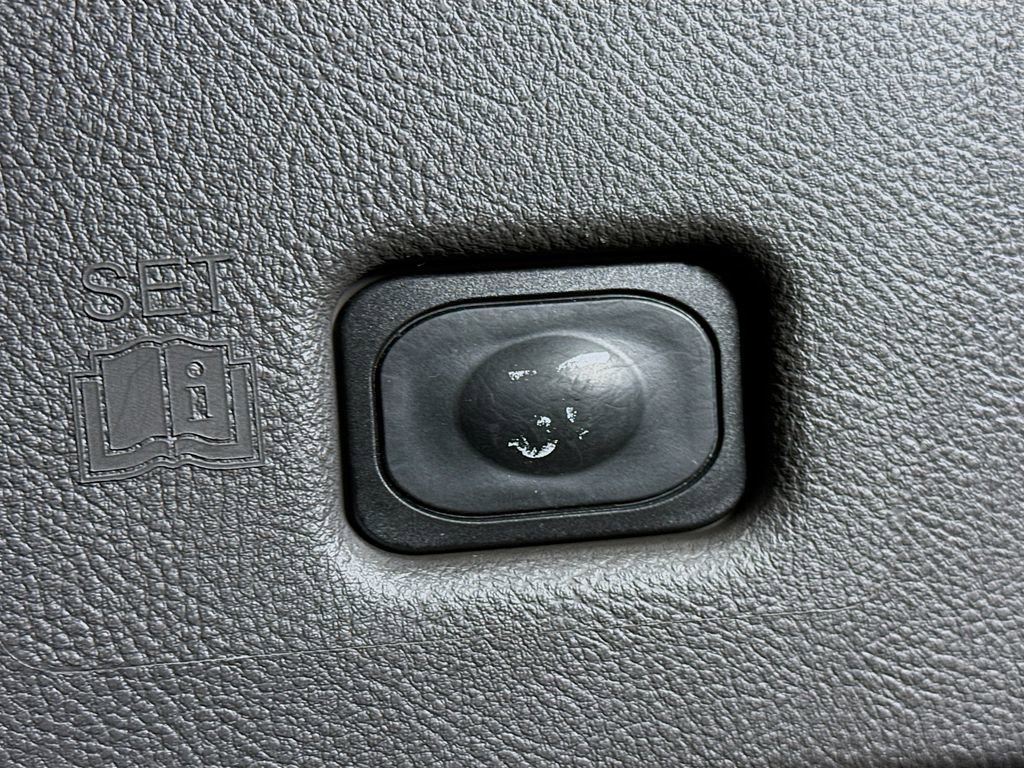 Used 2019 Lincoln Nautilus Reserve image 29