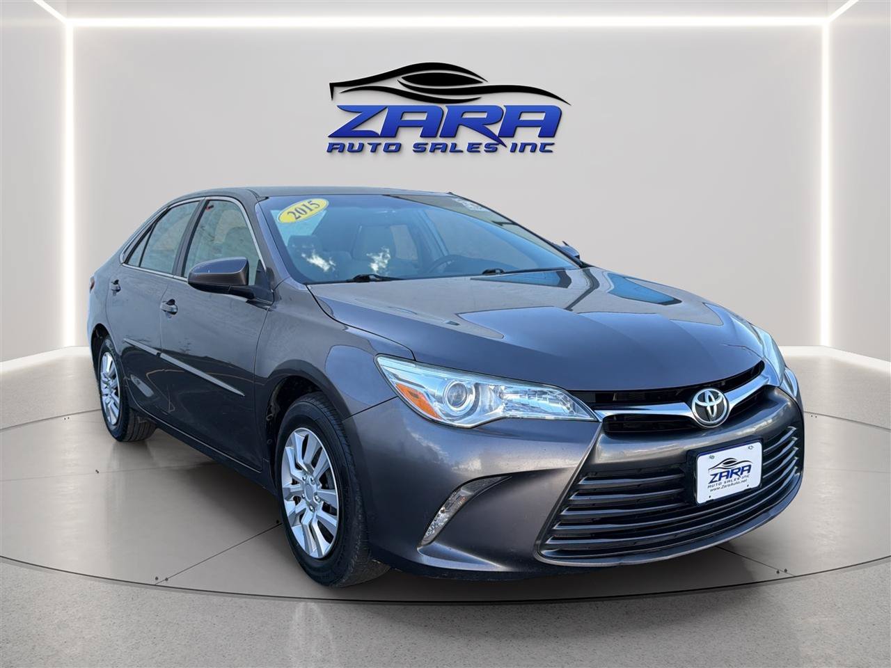 Used 2015 Toyota Camry LE FWD image 9