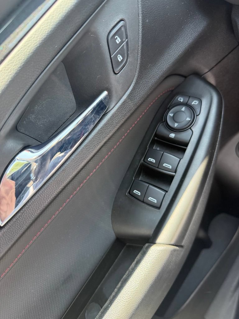 Used 2023 Chevrolet TrailBlazer RS w/ Sun and Liftgate Package AWD/4WD image 15