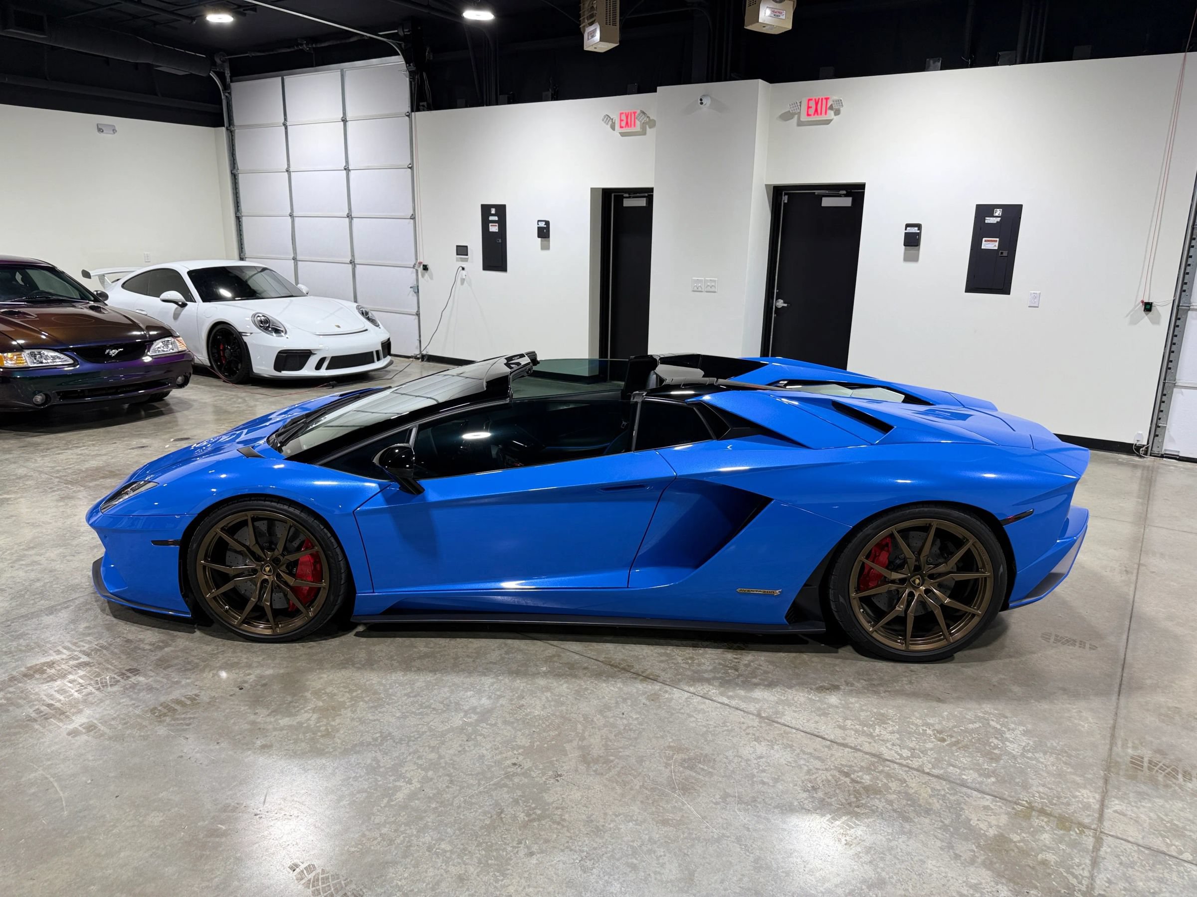 Used 2018 Lamborghini Aventador S AWD/4WD image 18