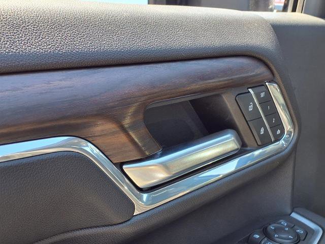 Used 2024 GMC Sierra 2500 SLT w/ SLT Premium Package image 15