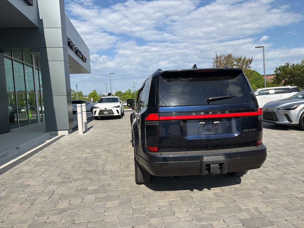 Used 2024 Lexus GX 550 w/ Accessory Package (2T) image 18