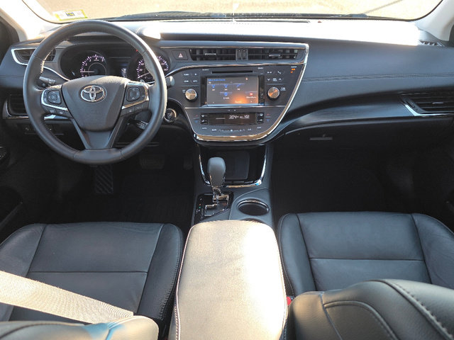 Used 2017 Toyota Avalon Touring w/ Carpet Mat Package image 2