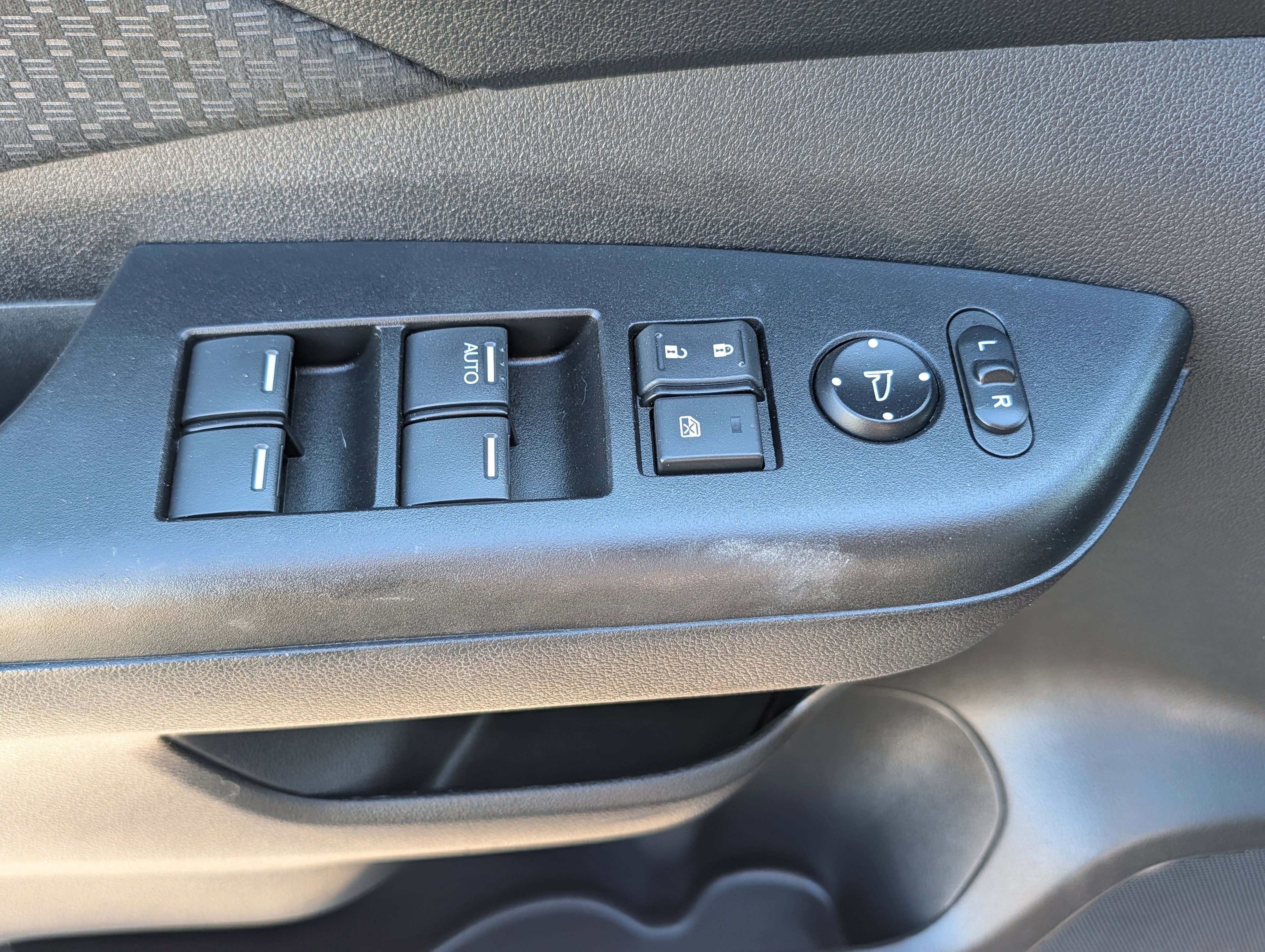 Used 2015 Honda CR-V EX image 19