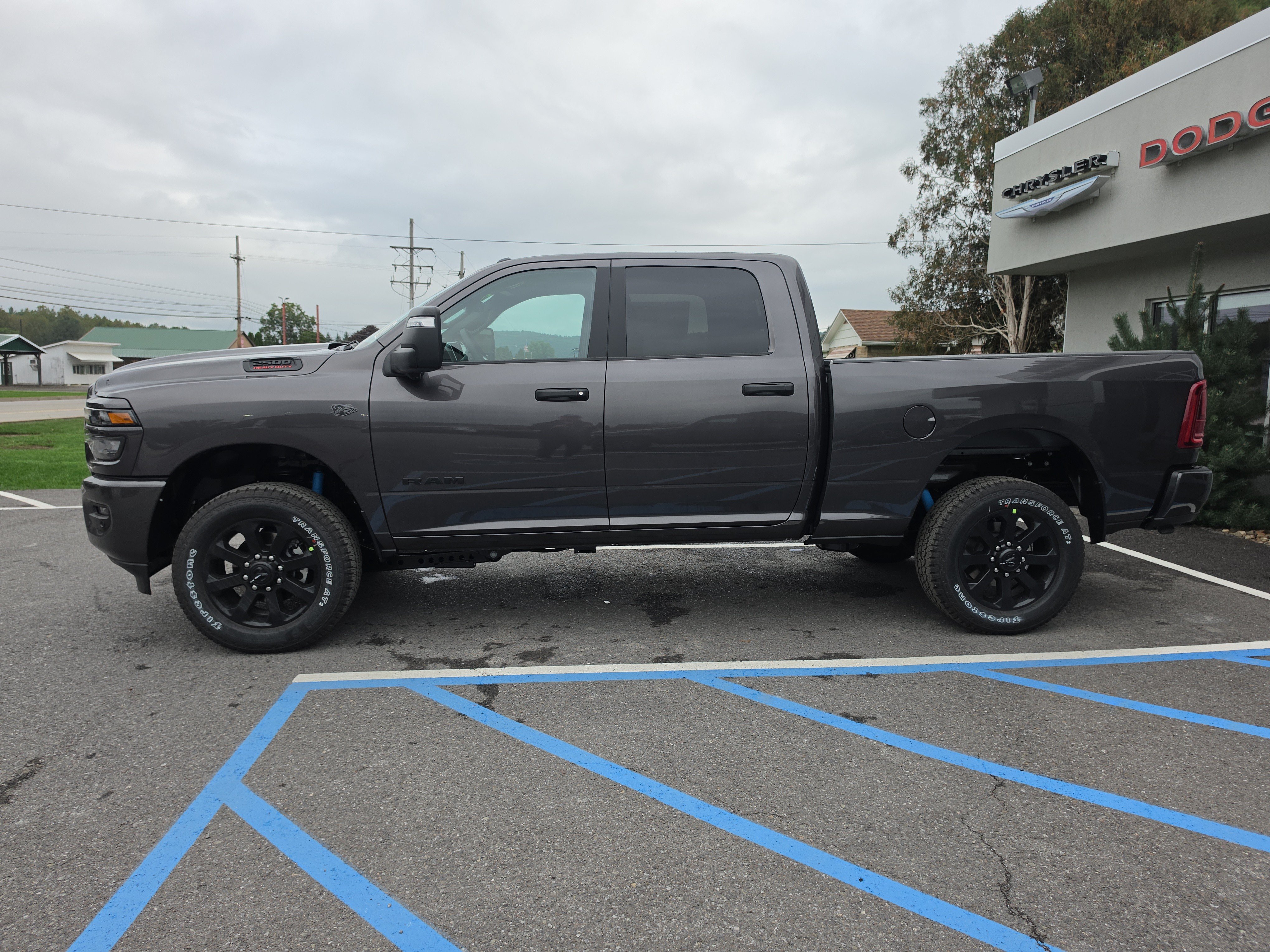 New 2027 RAM 2500 Big Horn AWD/4WD image 7